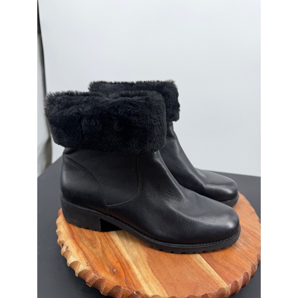 Lands' End all weather Faux Fur Trim Ankle Boots sz 10B Black Leather Lug Sole